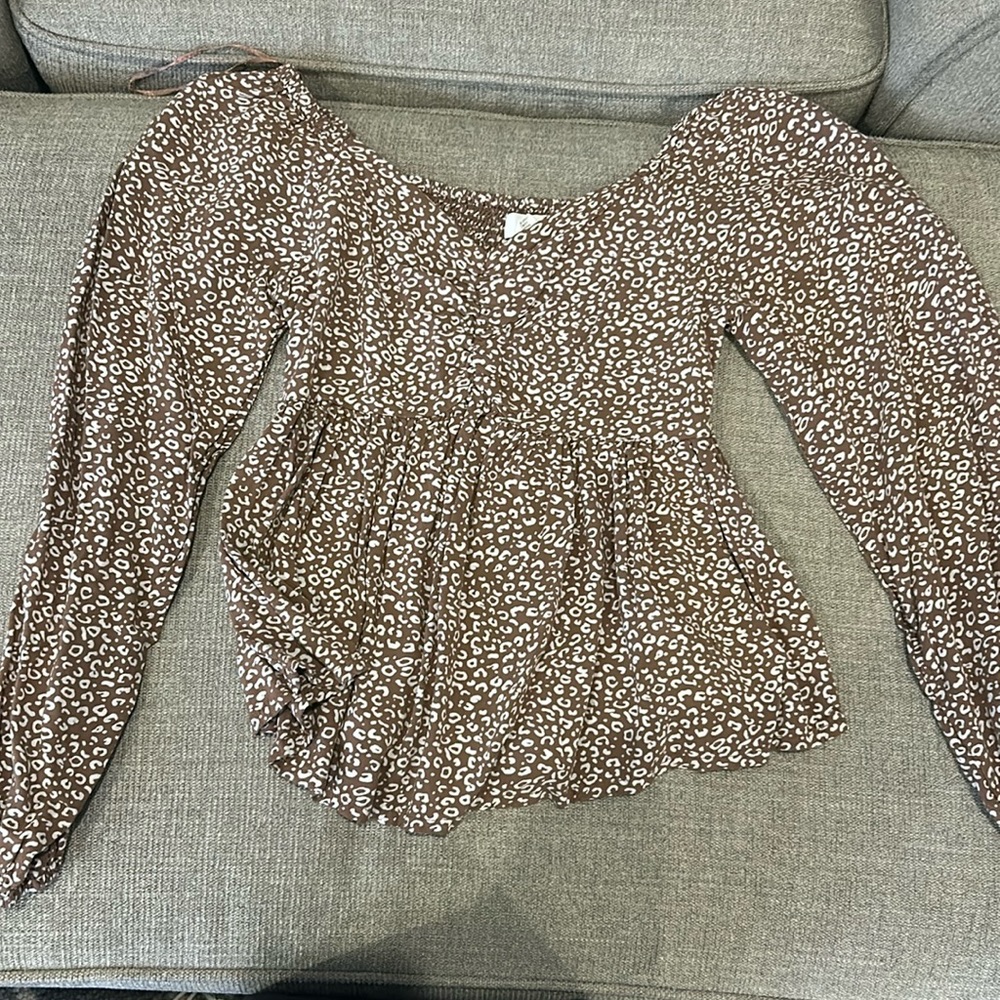 Brown patterned top size XS